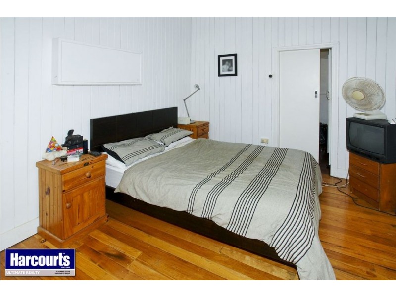 49 Central Avenue, Scarborough QLD 4020