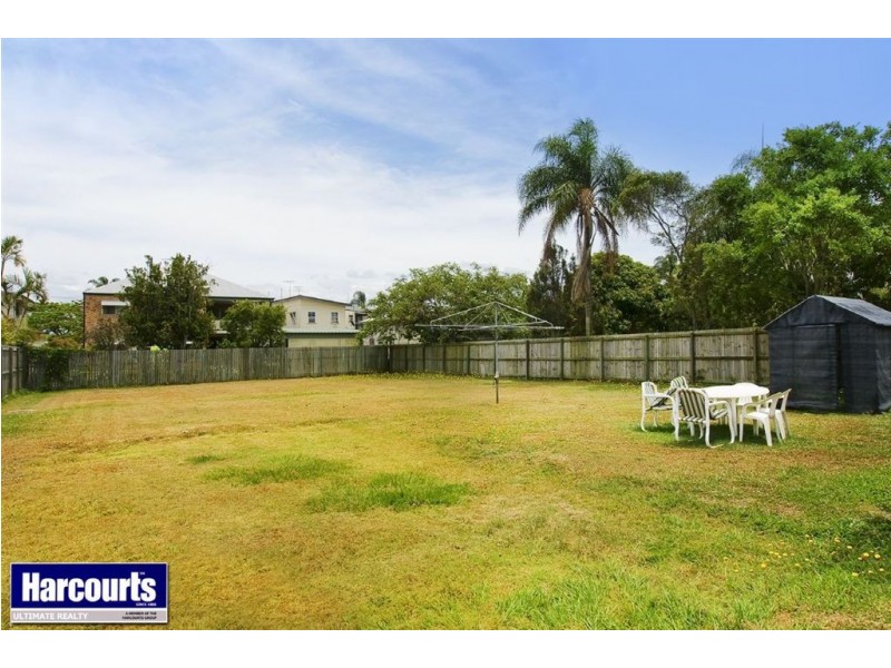 49 Central Avenue, Scarborough QLD 4020