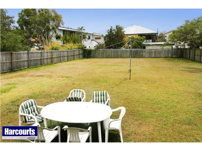 49 Central Avenue, Scarborough QLD 4020
