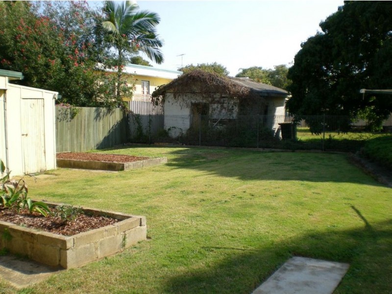 28 Weaber Street, Clontarf QLD 4019