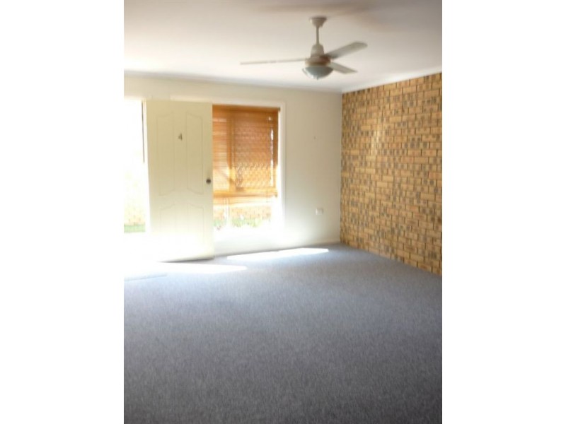 4/25 McAneny Street, Redcliffe QLD 4020