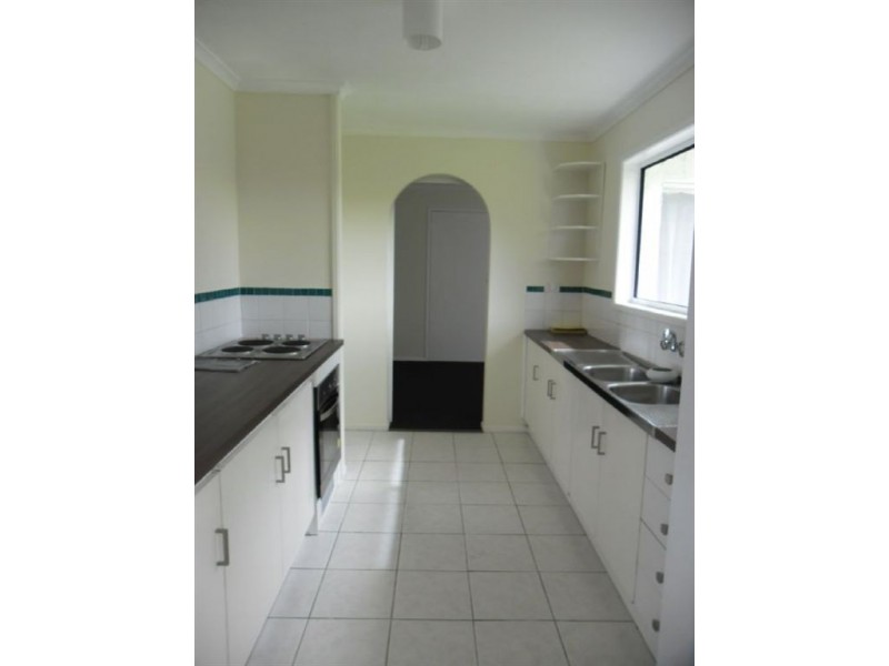 16 Newport Drive, Scarborough QLD 4020