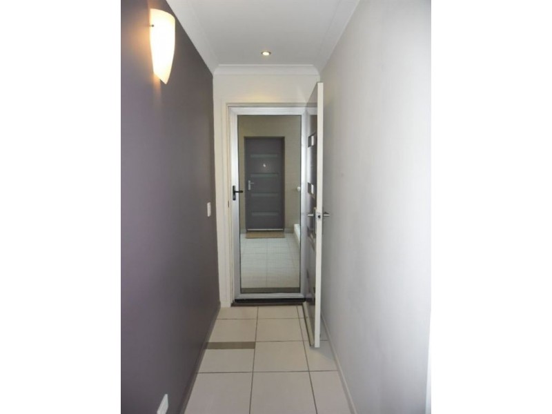 5/6 Georgina Street, Woody Point QLD 4019