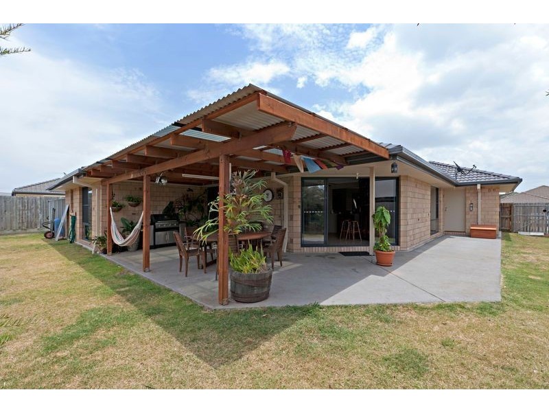 23 Tranquility Drive, Rothwell QLD 4022