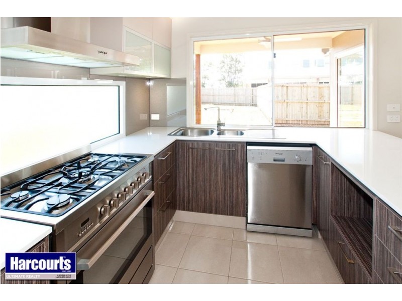 249 Scarborough Road, Scarborough QLD 4020