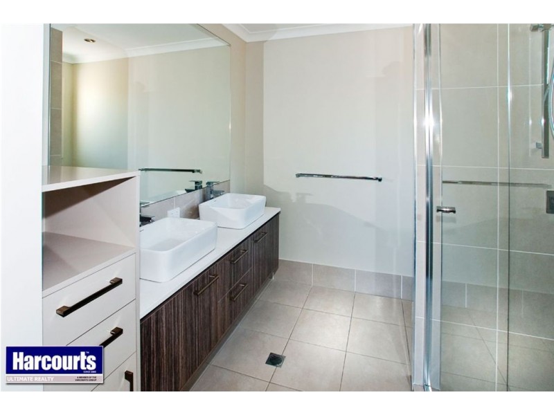 249 Scarborough Road, Scarborough QLD 4020
