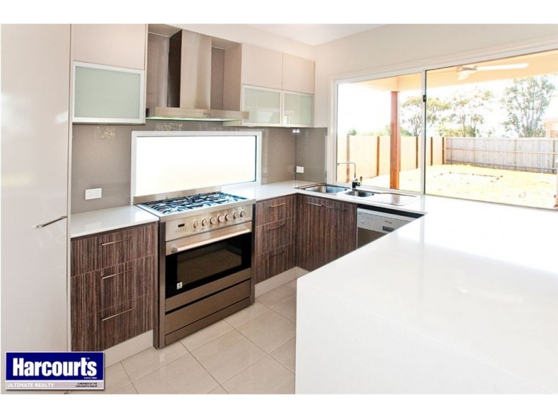249 Scarborough Road, Scarborough QLD 4020