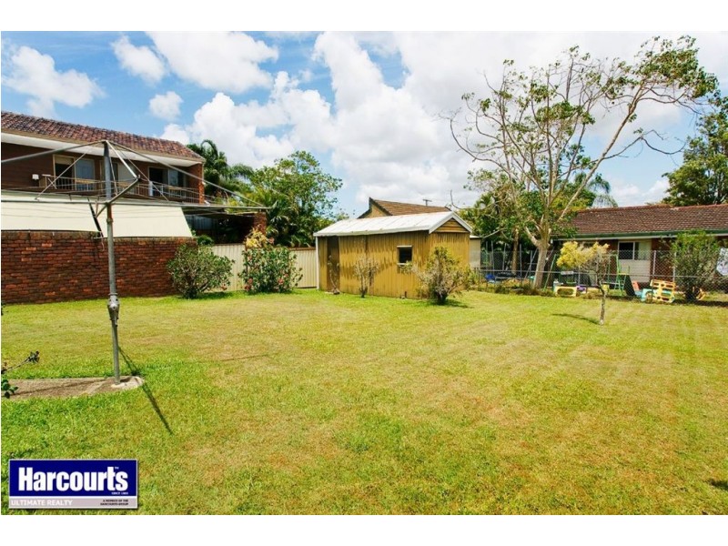 15 Pinewood Street, Redcliffe QLD 4020