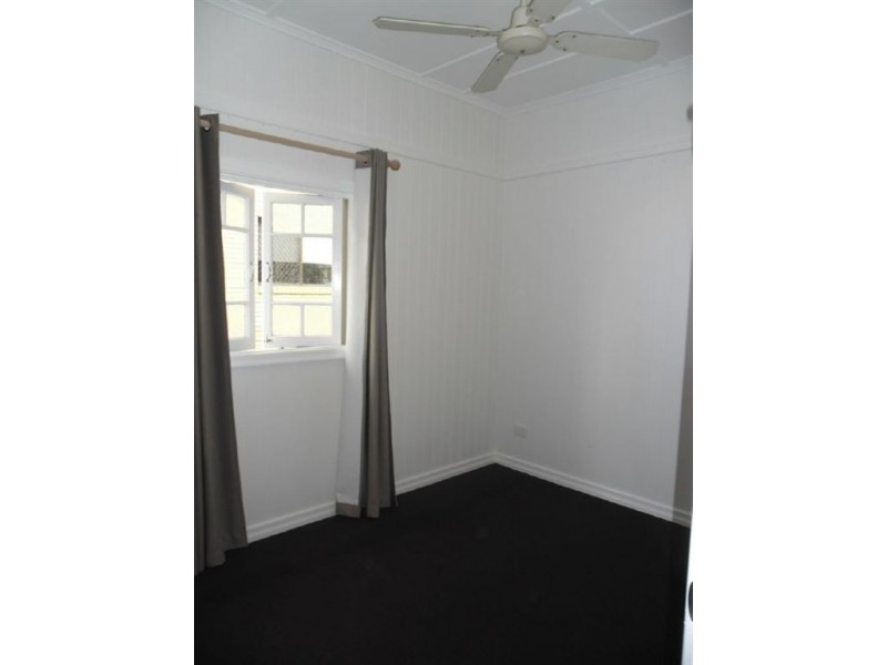 406 Oxley Avenue, Redcliffe QLD 4020