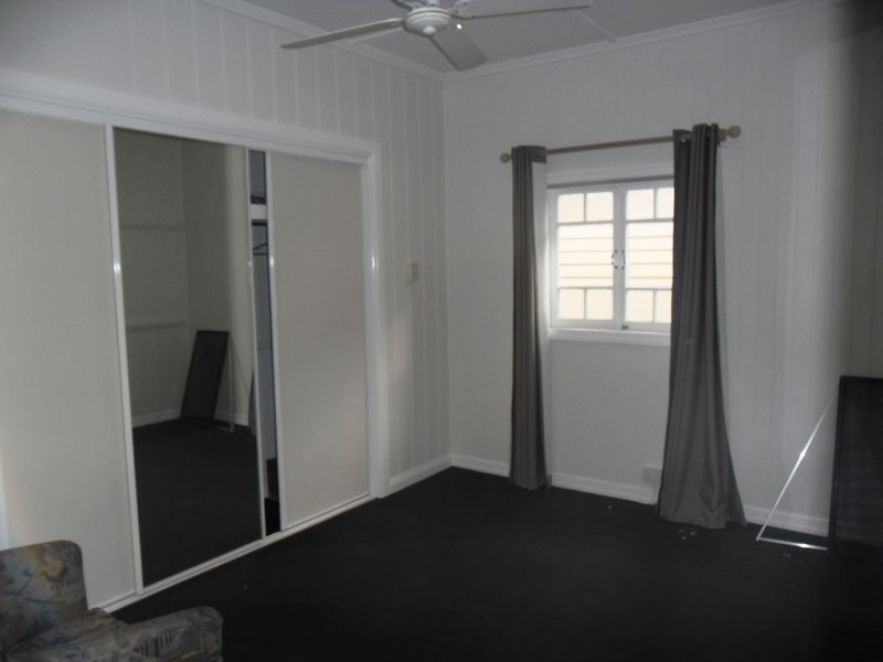 406 Oxley Avenue, Redcliffe QLD 4020