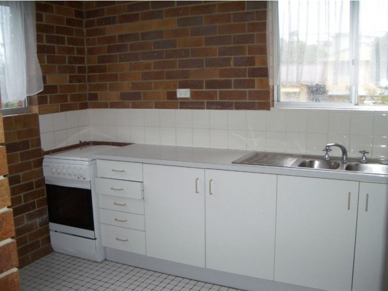 2/41 Kate Street, Woody Point QLD 4019