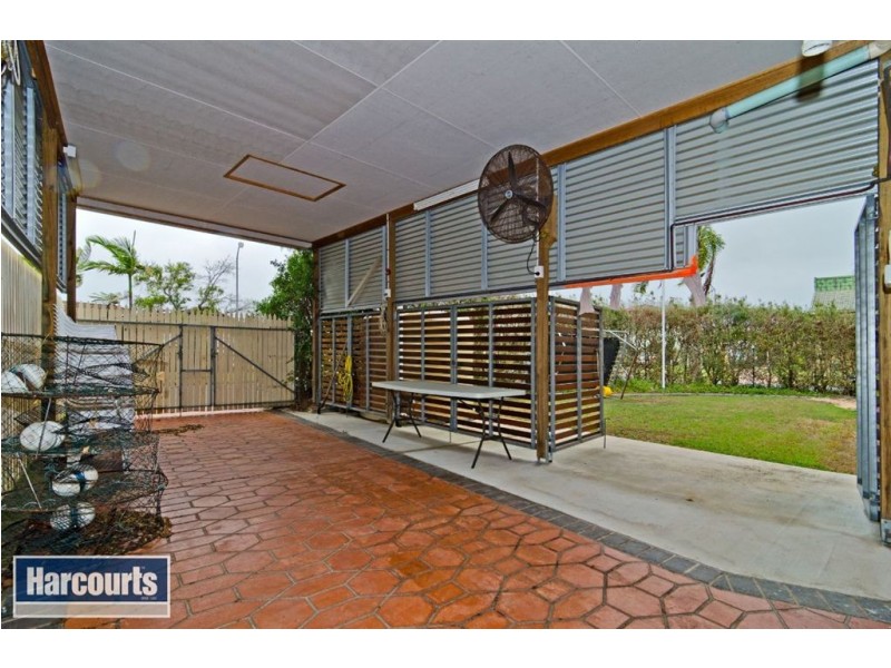 19 Dolphin Street, Newport QLD 4020