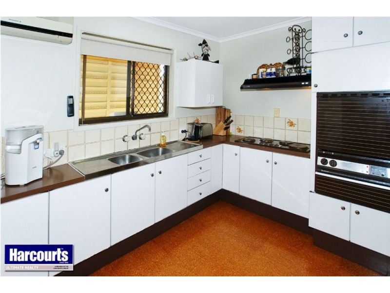 112 King Street, Woody Point QLD 4019