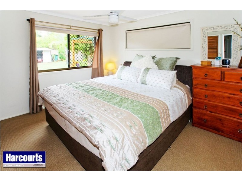 112 King Street, Woody Point QLD 4019