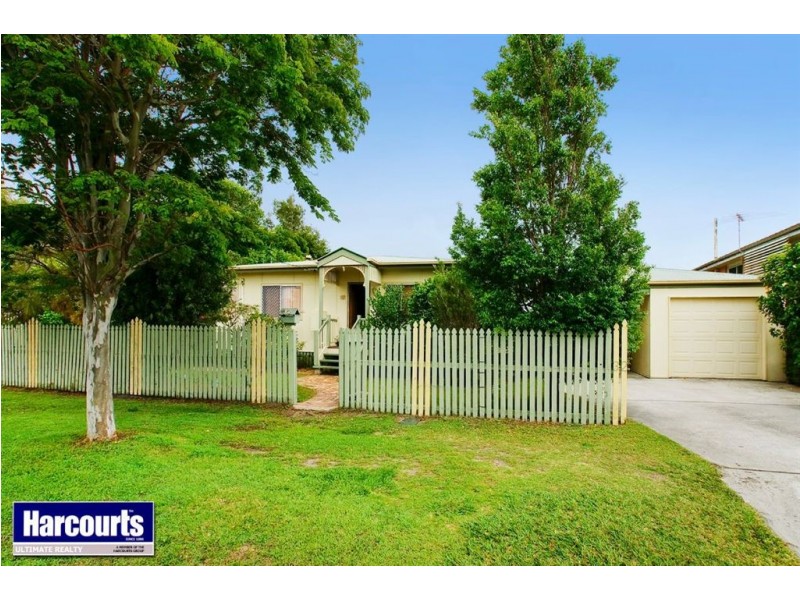32 Garnet Street, Scarborough QLD 4020
