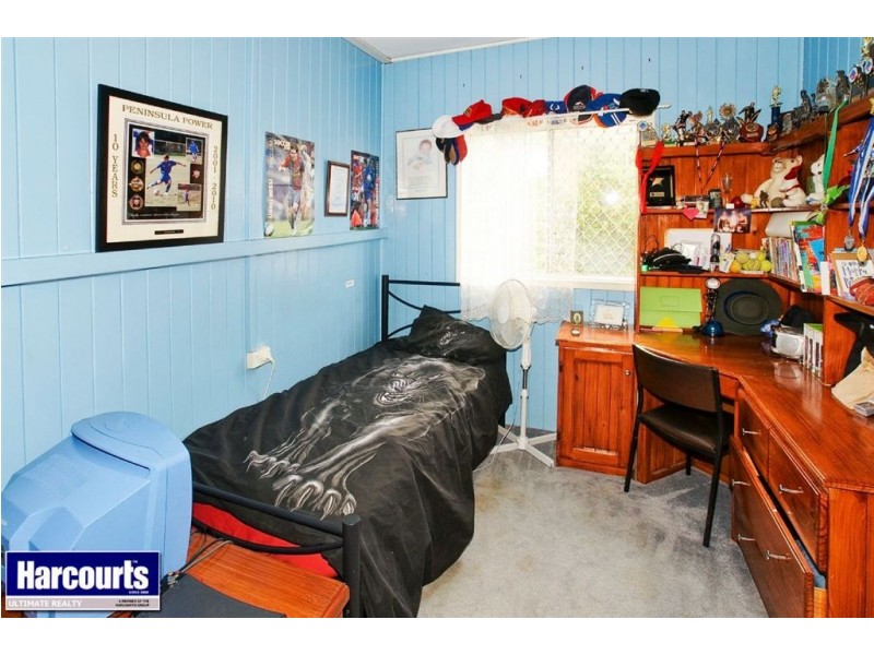 32 Garnet Street, Scarborough QLD 4020