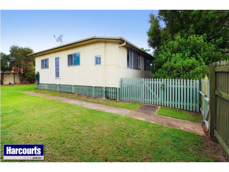 32 Garnet Street, Scarborough QLD 4020