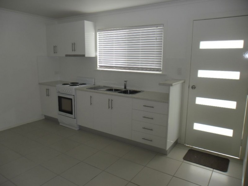 4/17 Kate Street, Woody Point QLD 4019