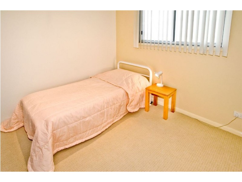 13/5 Lilla Street, Woody Point QLD 4019