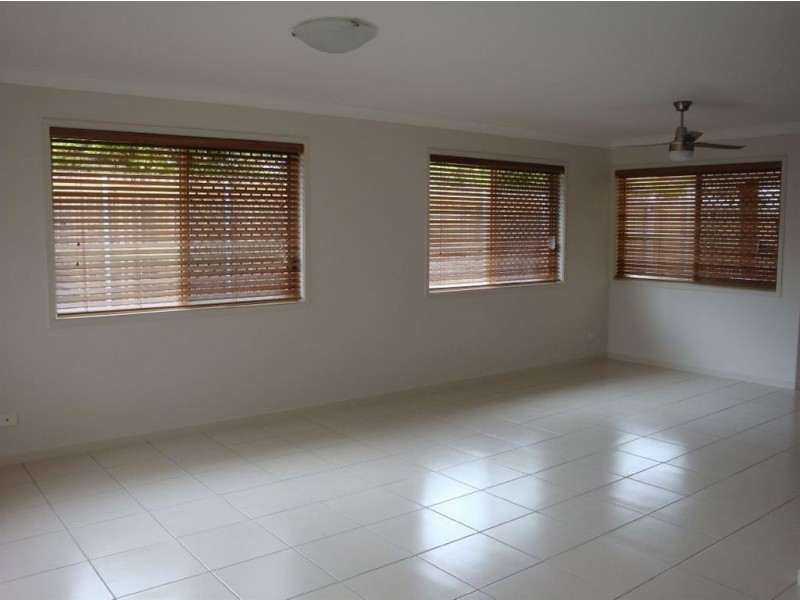 39 Centaur Street, Redcliffe QLD 4020