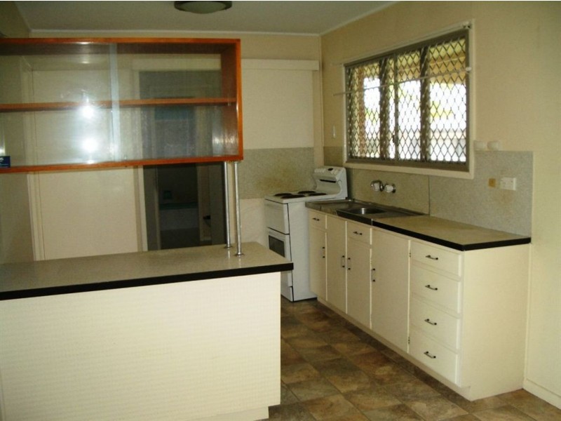 227 Scarborough Road, Scarborough QLD 4020