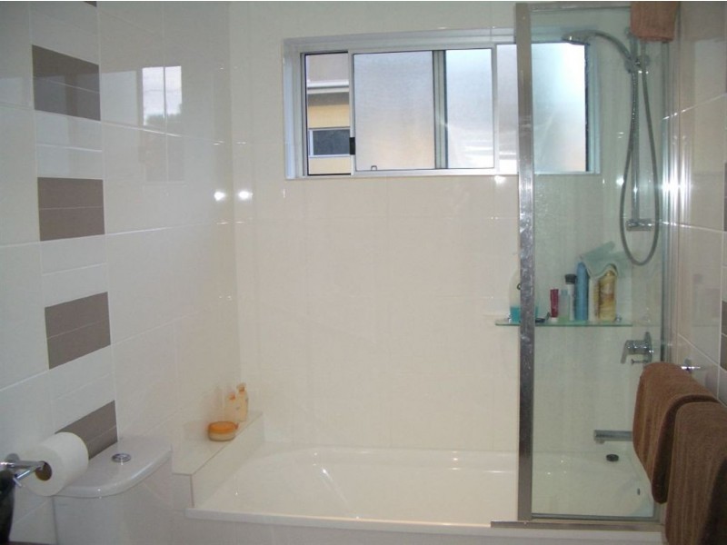 6/6 Georgina Street, Woody Point QLD 4019