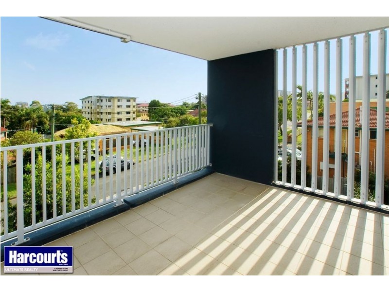 202/25 Dix Street, Redcliffe QLD 4020