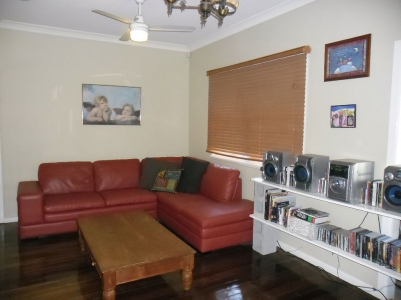 121 Mein Street, Scarborough QLD 4020