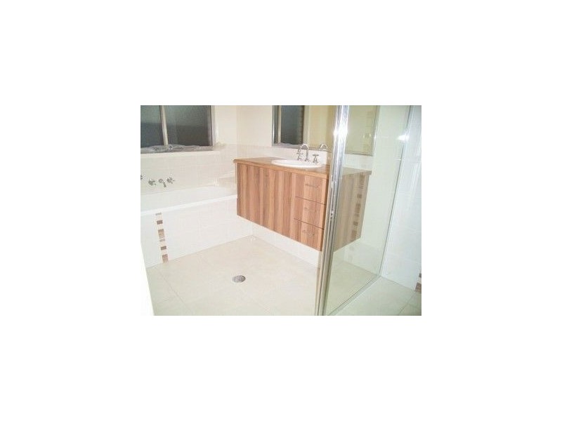 48 Maryborough Terrace, Scarborough QLD 4020