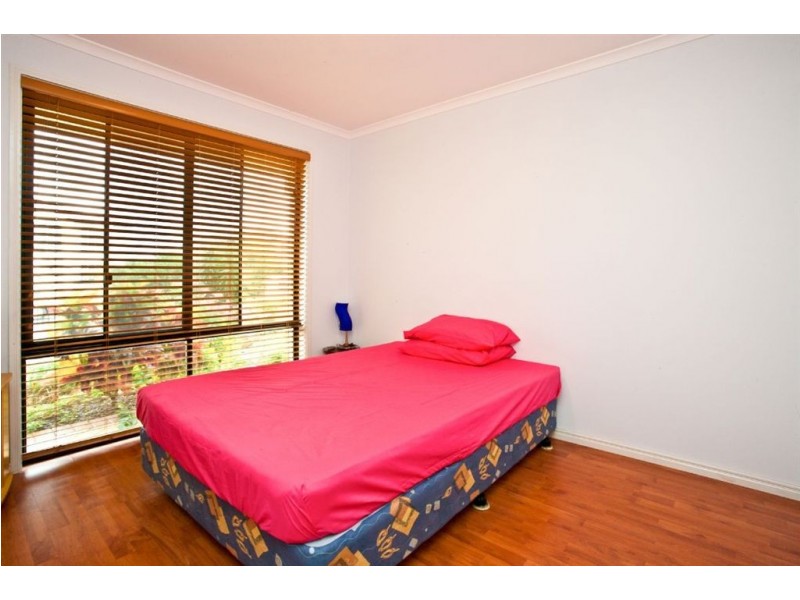 7 Aurora Place, Newport QLD 4020