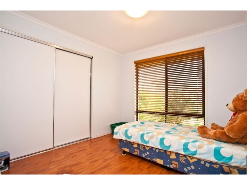 7 Aurora Place, Newport QLD 4020