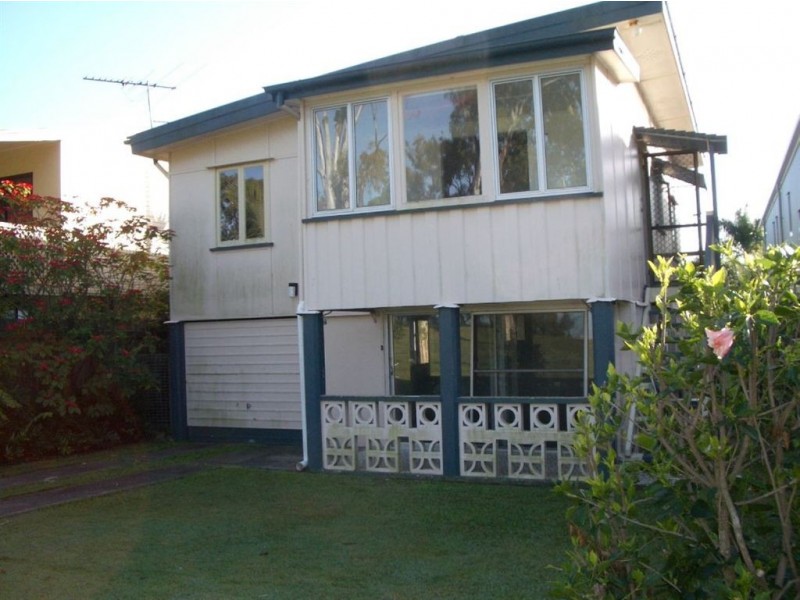 34 View Street, Woody Point QLD 4019