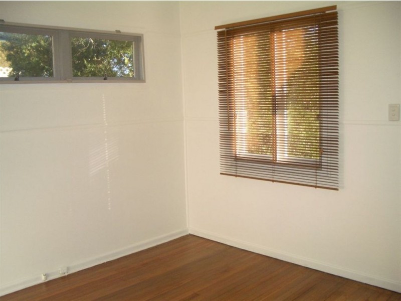 34 View Street, Woody Point QLD 4019