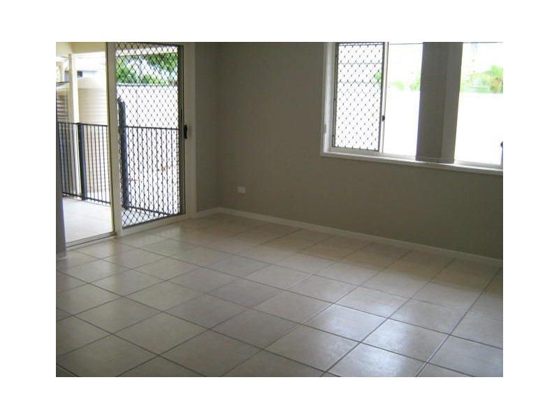 3A Brennan Road, Scarborough QLD 4020
