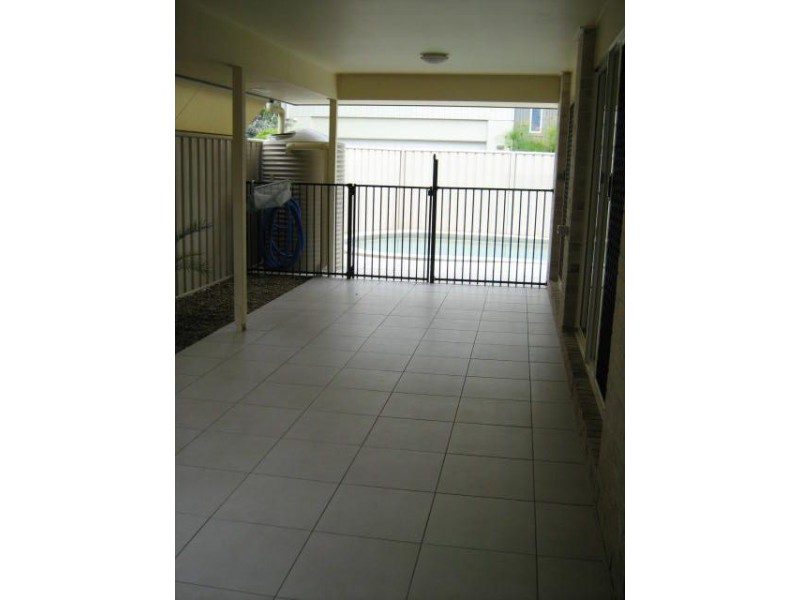 3A Brennan Road, Scarborough QLD 4020