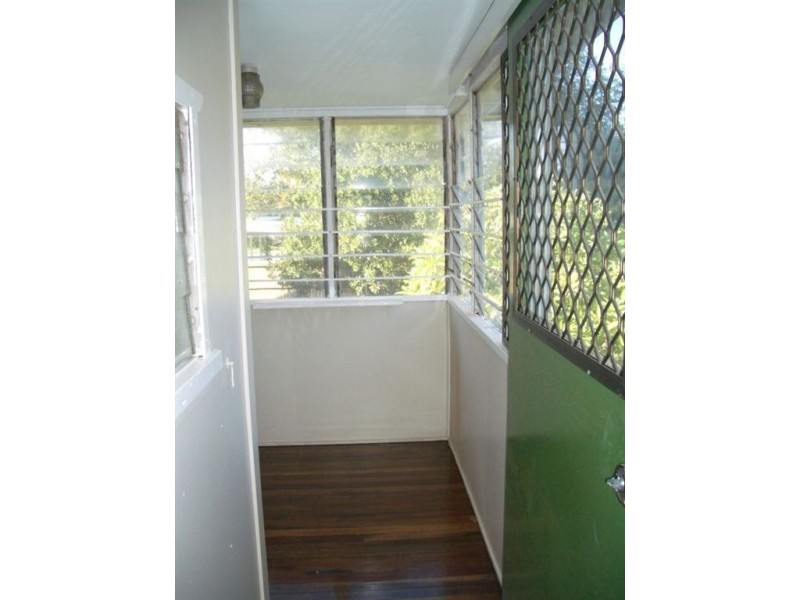 2 Manley Street, Redcliffe QLD 4020