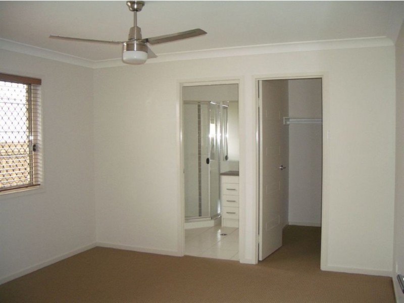 39 Centaur Street, Redcliffe QLD 4020