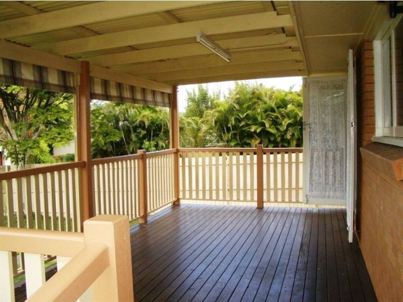 227 Scarborough Road, Scarborough QLD 4020