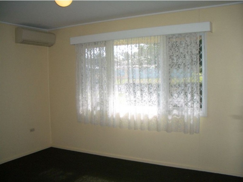 227 Scarborough Road, Scarborough QLD 4020