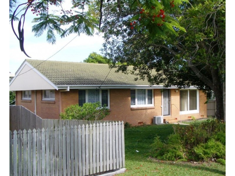 227 Scarborough Road, Scarborough QLD 4020
