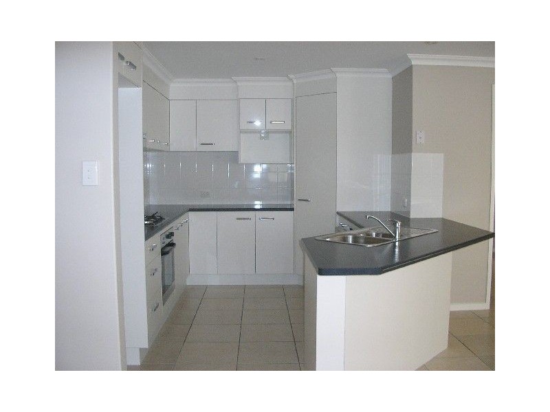 3a Brennan Road, Scarborough QLD 4020