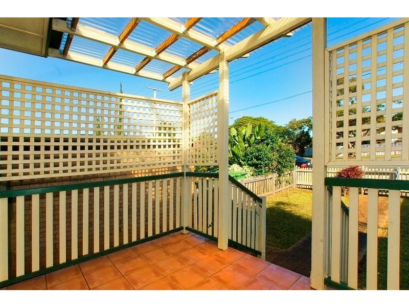594 Oxley Avenue, Scarborough QLD 4020