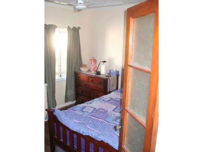 24 Range Avenue, Brighton QLD 4017