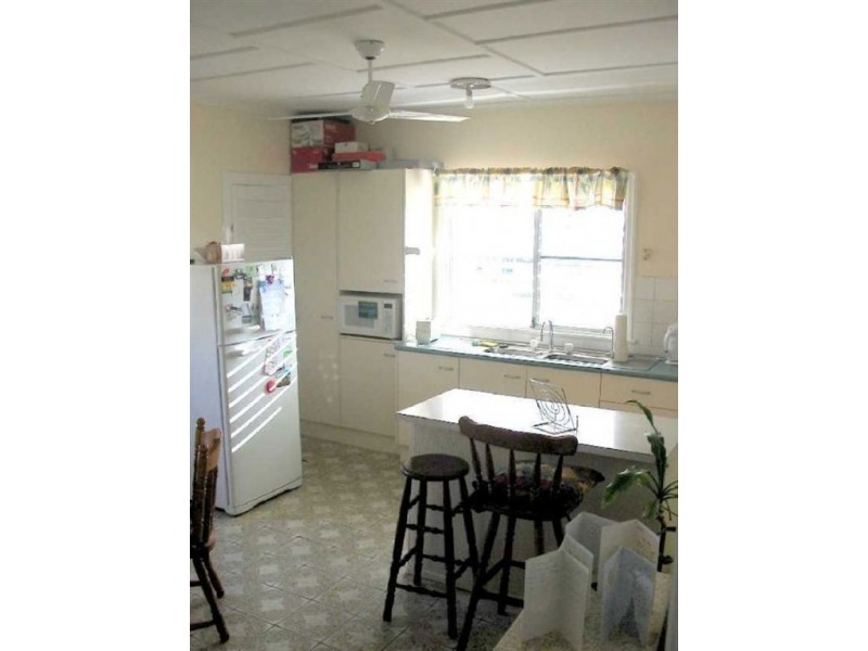 24 Range Avenue, Brighton QLD 4017