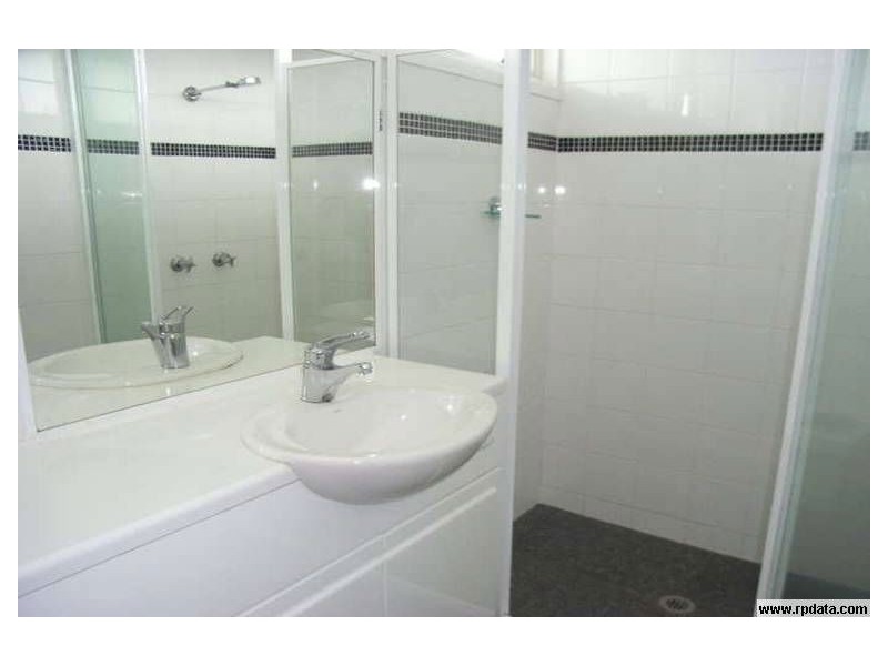 13/77-79 Marine Parade, Redcliffe QLD 4020