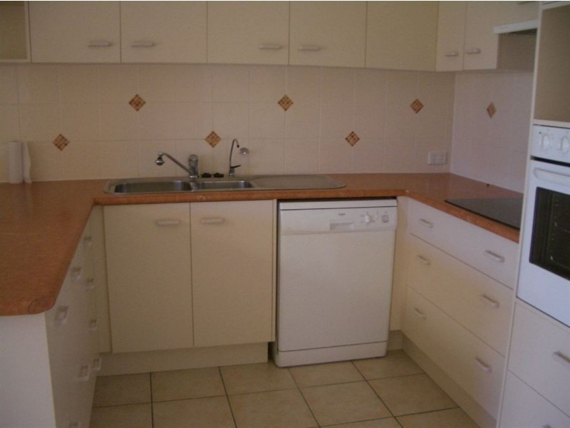 1/7 Plume Street, Redcliffe QLD 4020