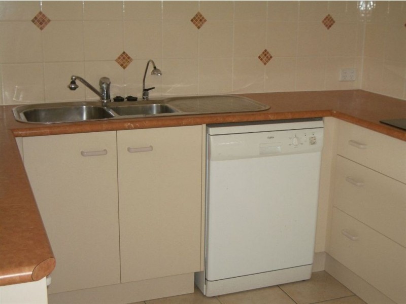 1/7 Plume Street, Redcliffe QLD 4020