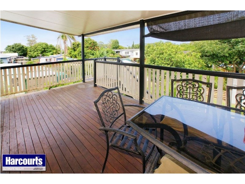 63 McLennan Street, Woody Point QLD 4019