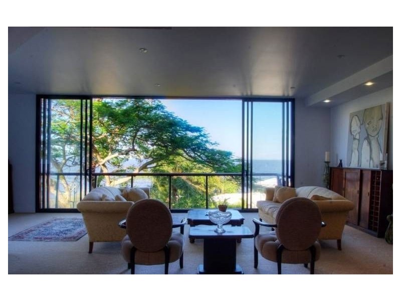 34 Whytecliffe Parade, Woody Point QLD 4019