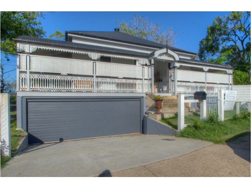 34 Whytecliffe Parade, Woody Point QLD 4019